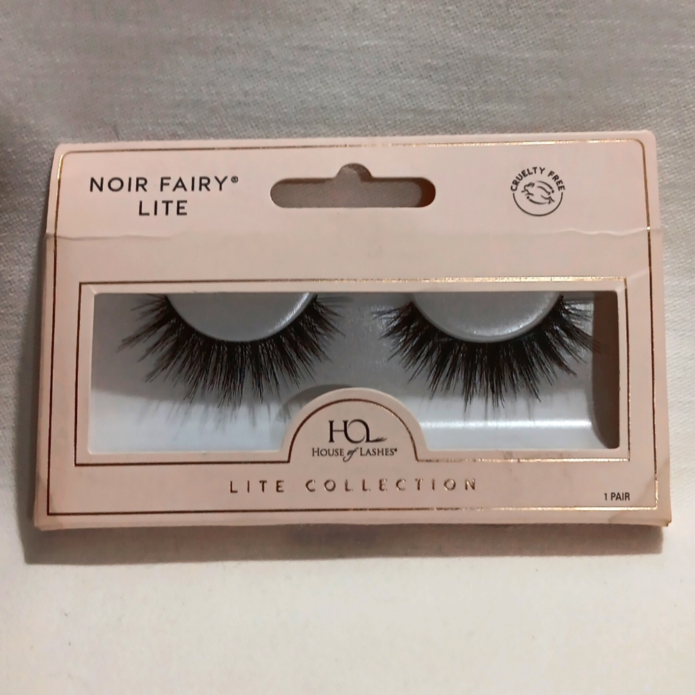 House of Lashes~Noir Fairy Lite